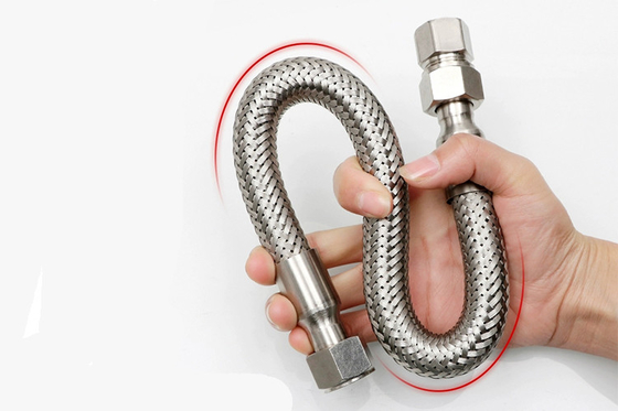 ATEX/IECEx Ex d Elastyczny przewód przeciwwybuchowy – ½″ Stal nierdzewna powlekana PVC, IP66 dla stref 1/2 i 21/22