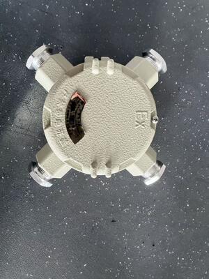 Certyfikowany przez ATEX IP66 wybuchoodporny skrzynia łącznikowa skrzynia końcowa 1/2/3/4-stron G1/2'' G3/4' zewnętrzna wodoodporna skrzynia łącznikowa