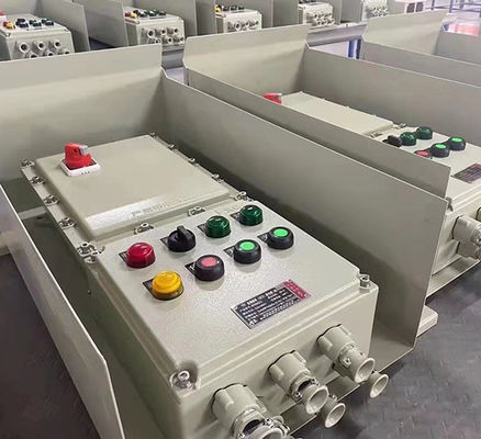 Panel sterowania przeciwwybuchowy ATEX Anti UV 225A W pełni uszczelniony WF2 dla pustynnego miejsca wydobycia ropy naftowej
