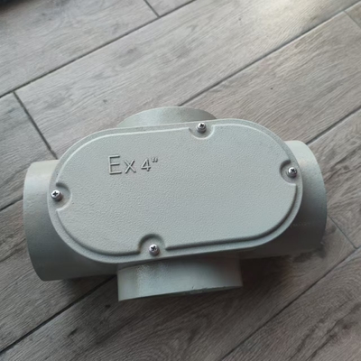Eksplozja odporna Ex d Skrzynka przewodowa Aluminium klasy morskiej / stal nierdzewna klasy IIB / IIC