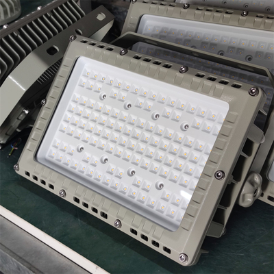 200W ATEX-certyfikowane wybuchoodporne światło LED ∙ Rozwiązanie oświetlenia płomienioodpornego dla strefy ropy naftowej i gazu 1 ∙ 160lm/W wysoka moc światła