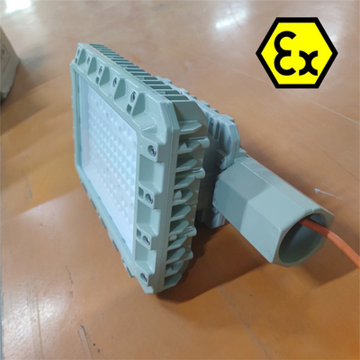 Ex d ATEX LED Sprzęgło przeciwwybuchowe Lampa kwadratowa 4000K Zgaszalna 90-295V dla oświetlenia przemysłowego EPC z ochroną IP66 OEM dostępne 50-250watt