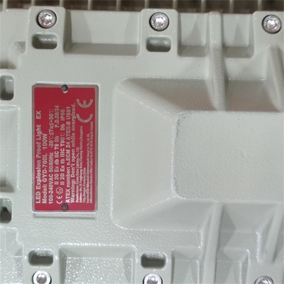 Ex d ATEX LED Sprzęgło przeciwwybuchowe Lampa kwadratowa 4000K Zgaszalna 90-295V dla oświetlenia przemysłowego EPC z ochroną IP66 OEM dostępne 50-250watt