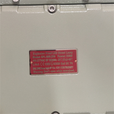 ATEX 220V 380V Światło przeciwwybuchowe LED Aluminium IP66 WF2 dla przemysłu naftowego i gazowego