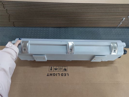 2*18w/2*36w Światło fluorescencyjne przeciwwybuchowe IP66 WF2 Poziom ochrony Wysoki CRI Ra≥70