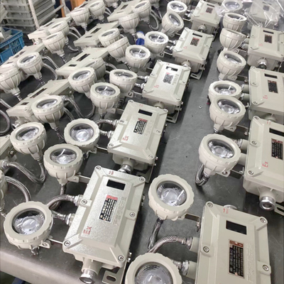 Uniwersalne, bezpieczne światło świetlne LED 50-300Watt CREE