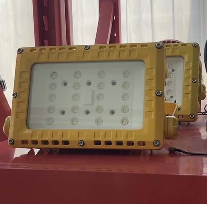 240W ATEX Zewnętrzne Tymczasowe Przeciwwybuchowe Reflektory LED – IP66, Obudowa z Płyty Aluminiowej