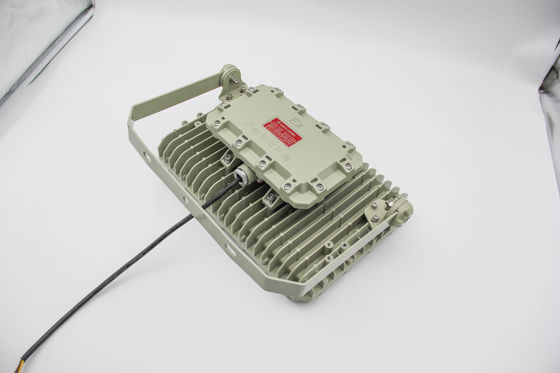 Światło przeciwwybuchowe. Nieprzepływowe, wodoodporne, energooszczędne.