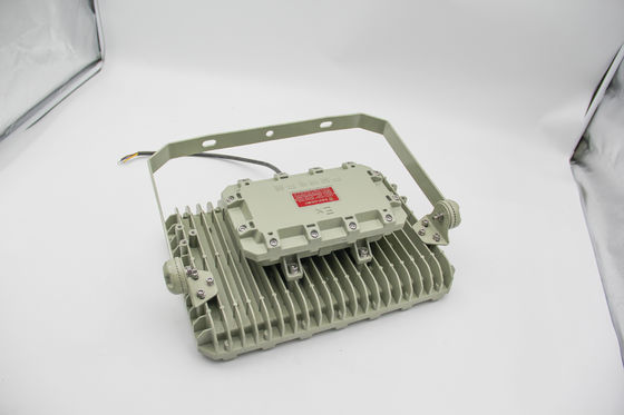 Światło przeciwwybuchowe. Nieprzepływowe, wodoodporne, energooszczędne.