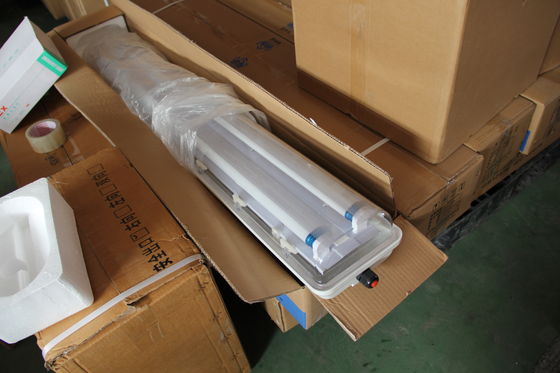 Iskrobezpieczne, przeciwwybuchowe liniowe światło ATEX, bezobsługowe dla przemysłu farmaceutycznego