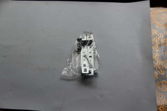 Liniowa lampa LED przeciwwybuchowa serii BYS z potrójną certyfikacją – ATEX/IECEx/CNEX. Zatwierdzona oprawa LED do stref zagrożonych wybuchem, stopień ochrony IP66, 5-letnia gwarancja, możliwość dostosowania mocy i rozmiaru.