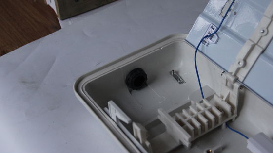 Liniowa lampa LED przeciwwybuchowa serii BYS z potrójną certyfikacją – ATEX/IECEx/CNEX. Zatwierdzona oprawa LED do stref zagrożonych wybuchem, stopień ochrony IP66, 5-letnia gwarancja, możliwość dostosowania mocy i rozmiaru.