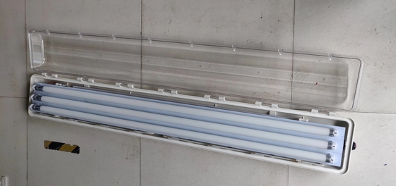 Wodaodporna lampa liniowa LED wybuchoodporna do platform naftowych, zakładów chemicznych i stacji benzynowych      ATEX/IECEx/CNEX Certyfikowany, energooszczędny, trwały, łatwy w montażu