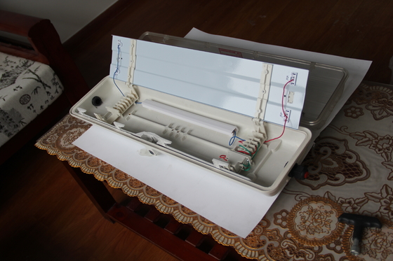 1200mm Długość 18w 100lm/w Wydajność Światło liniowe LED do obszarów przemysłowych i przemysłu chemicznego