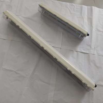 Wytrzymała lampa liniowa LED 0,6 m/1,2 m ATEX/IECEx/CNEX, przeciwwybuchowa, przemysłowa, stopień ochrony IP66, oświetlenie do stref zagrożonych wybuchem, dla zakładów naftowych i gazowych, chemicznych, górniczych, obiektów morskich. Energooszczędna konstrukcja redukuje