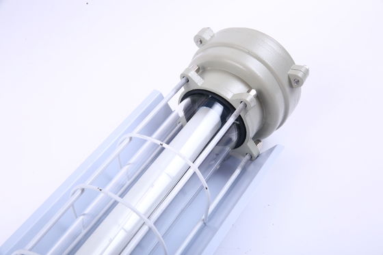 Wytwórnia Sprzedaż bezpośrednia IP66 ATEX wodoodporna 100lm/w Aluminium Stopy twardnie szkło LED światła wybuchoodporne światło dla zakładu chemicznego