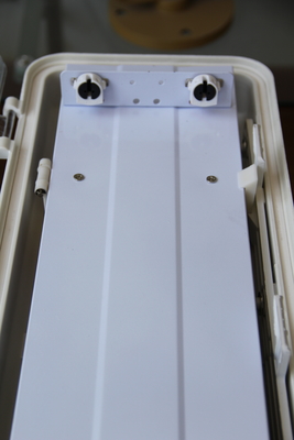 ATEX/IECEx/CNEX Approved Hazardous Area LED Fixture, IP66 Rated, 5-letnia gwarancja, dostosowywalna moc i rozmiar Trwałe światło liniowe typu BYS z potrójną certyfikacją