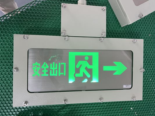 Wysokiej wytrzymałości aluminium 50000 godzin długa żywotność przeciwwybuchowe światło ewakuacyjne wyjścia awaryjnego z akumulatorem