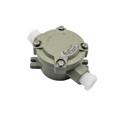 Explosion-proof junction box for hazardous areas, suitable for the oil and gas industry. Entry No. See illustration. Customer settings.