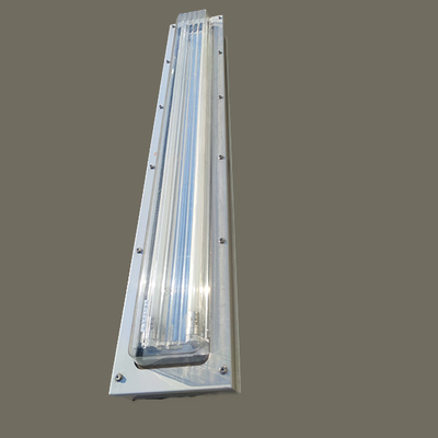 Światło fluorescencyjne odporne na wybuchy w czystym pomieszczeniu Typ zawieszony, 2 ft / 3 ft / 4 ft / 5 ft (1.2M), IP66 Twin Tube Tri-Proof Fixture dla garażu i niebezpiecznych obszarów