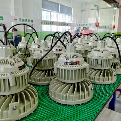 50W 150W 240W Ognioodporne przeciwwybuchowe lampy LED High Bay 22000 lumenów do wnętrz i na zewnątrz ATEX