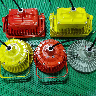 Wybuchoodporna lampa LED High Bay IP66 z certyfikatem ATEX 160lm/W